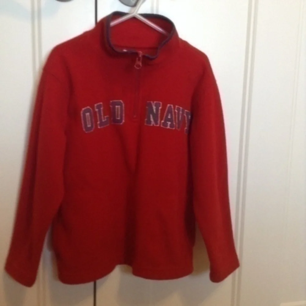 Red Old Navy pullover fleece jacket